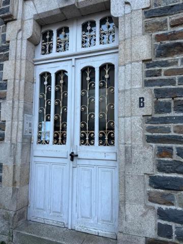 Cocon Au Calme Sur Vezere Apartamento Uzerche Exterior foto