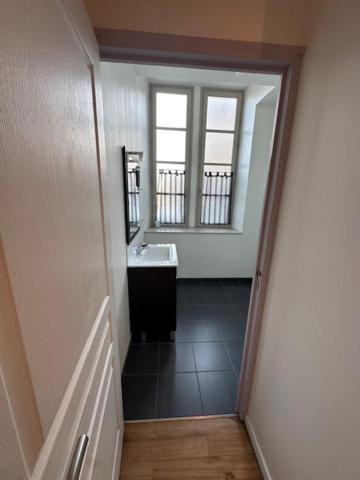 Cocon Au Calme Sur Vezere Apartamento Uzerche Exterior foto