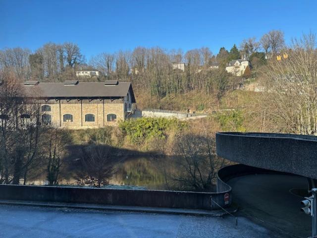 Cocon Au Calme Sur Vezere Apartamento Uzerche Exterior foto