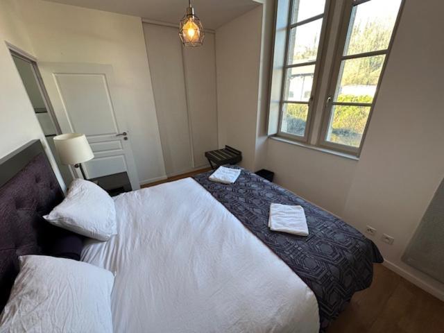 Cocon Au Calme Sur Vezere Apartamento Uzerche Exterior foto